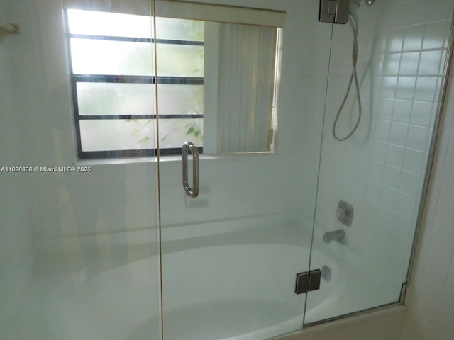 323 Ives Dairy Rd Unit 323-06, Miami, FL 33179 - full bath with enclosed tub / shower combo