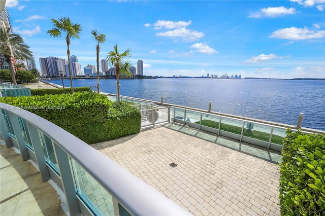 1331 Brickell Bay Dr Unit Bl-21, Miami, FL 33131 - water view with city skyline