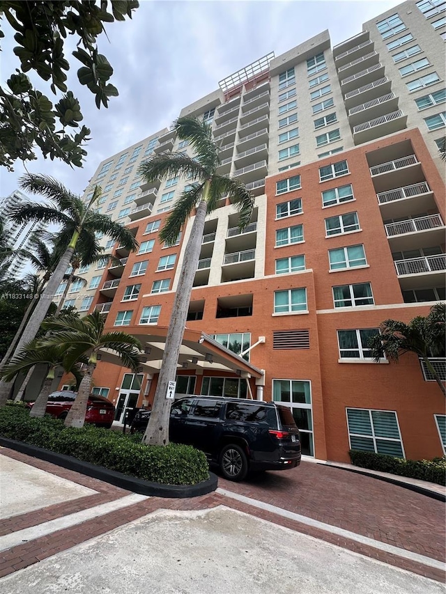 2000 N Bayshore Dr Unit 1505, Miami, FL 33137 - view of apartment building / complex