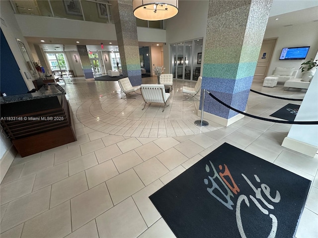 2000 N Bayshore Dr Unit 1505, Miami, FL 33137 - community lobby featuring a high ceiling