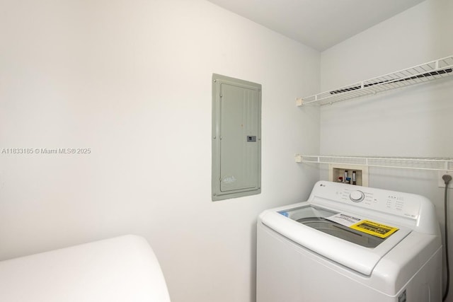 2000 N Bayshore Dr Unit 203, Miami, FL 33137 - laundry area featuring washer / dryer and electric panel