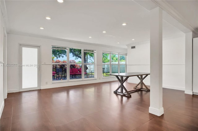 4721 W Park Rd, Hollywood, FL 33021 - spare room with recessed lighting