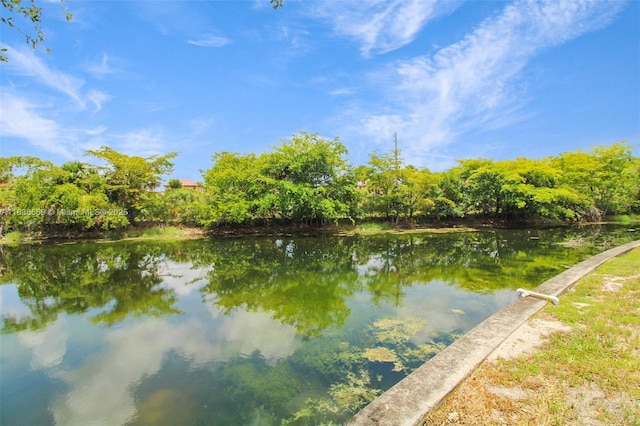 4808 Mango Dr, Tamarac, FL 33319 - water view