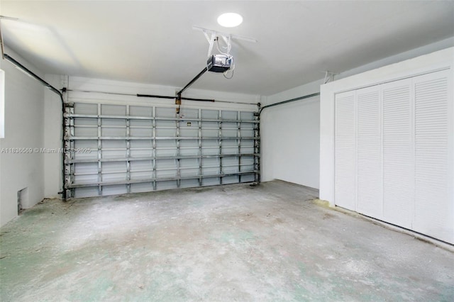 4808 Mango Dr, Tamarac, FL 33319 - garage featuring a garage door opener
