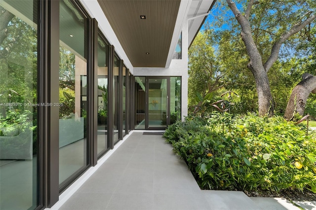 8875 SW 61st Ct, Pinecrest, FL 33156 - view of balcony