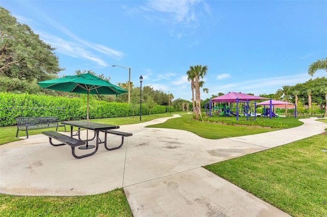 12442 NW 10th Ct Unit C-14, Coral Springs, FL 33071 - view of property's community with a lawn