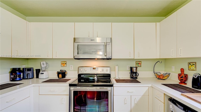 8740 SW 214th Ter, Cutler Bay, FL 33189 - photo 21