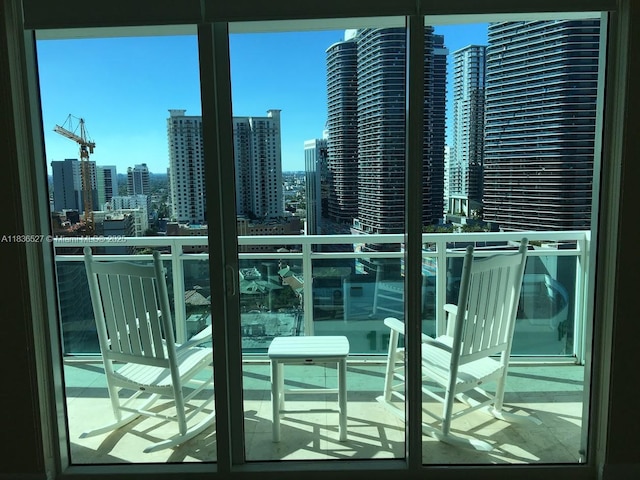 951 Brickell Ave Unit 2405, Miami, FL 33131 - balcony featuring a skyline view