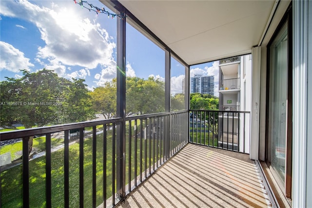 3401 N Country Club Dr Unit 308, Aventura, FL 33180 - view of unfurnished sunroom