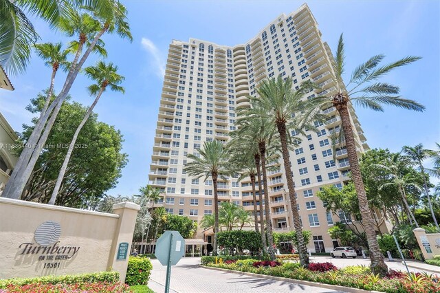 19501 W Country Club Dr Unit 912, Aventura, FL 33180 - photo 57