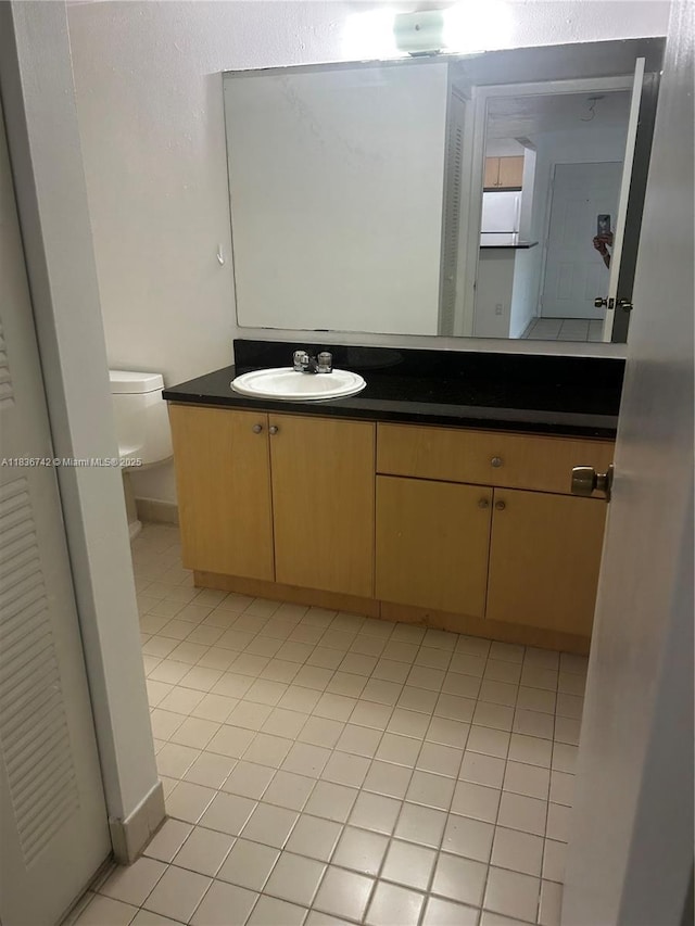7110 NW 179th St Unit 110, Hialeah, FL 33015 - bathroom featuring tile patterned floors and vanity
