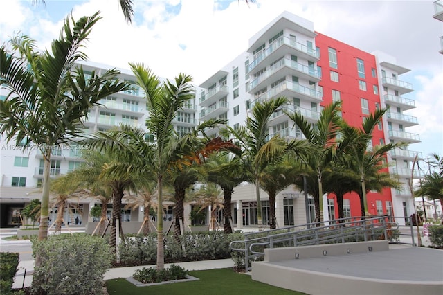 7875 NW 107th Ct Unit 519 4, Doral, FL 33178 - view of apartment building / complex
