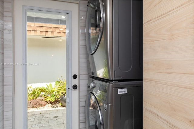 5712 White Hickory Cir, Tamarac, FL 33319 - laundry area with stacked washer / dryer