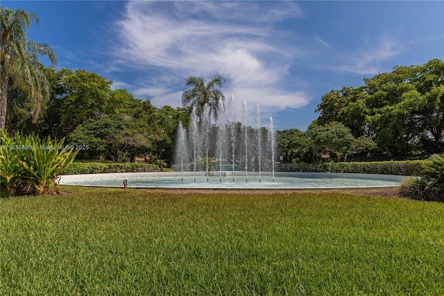 5712 White Hickory Cir, Tamarac, FL 33319 - view of home's community featuring a yard