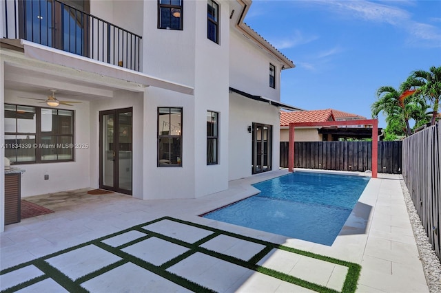 1007 NW 99th Ct, Miami, FL 33172 - view of swimming pool featuring a fenced backyard, a patio area, and a ceiling fan