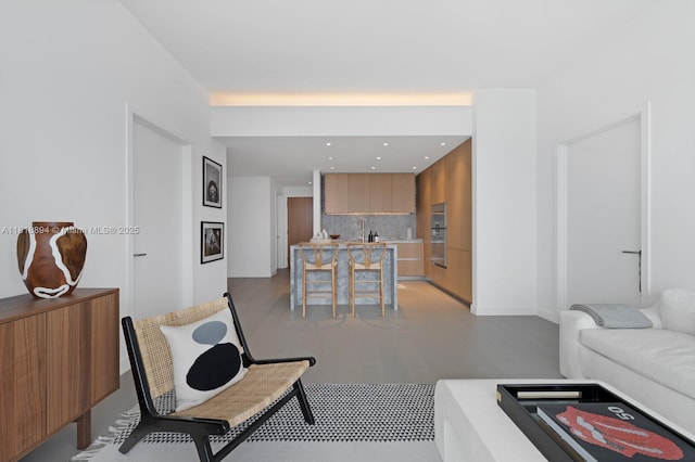 500 Alton Rd Unit 4004, Miami Beach, FL 33139 - living area featuring baseboards and recessed lighting