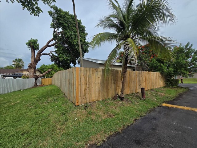 13567 SW 286th Ter, Homestead, FL 33033 - view of side of home