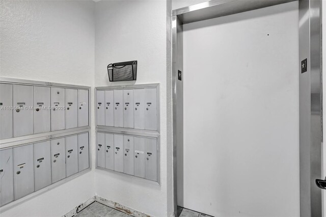1532 Whitehall Dr Unit 202, Davie, FL 33324 - surrounding community featuring mail area