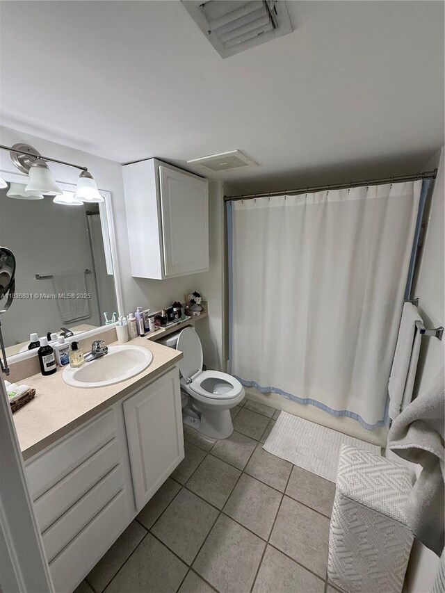 2665 SW 37th Ave Unit 1213, Miami, FL 33133 - bathroom with tile patterned flooring and vanity