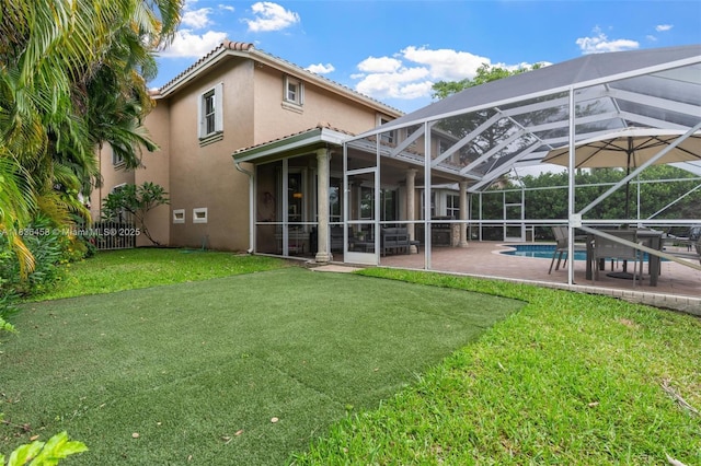 5920 NW 54th Cir, Coral Springs, FL 33067 - back of property with stucco siding, a patio, an outdoor pool, a lanai, and a tile roof