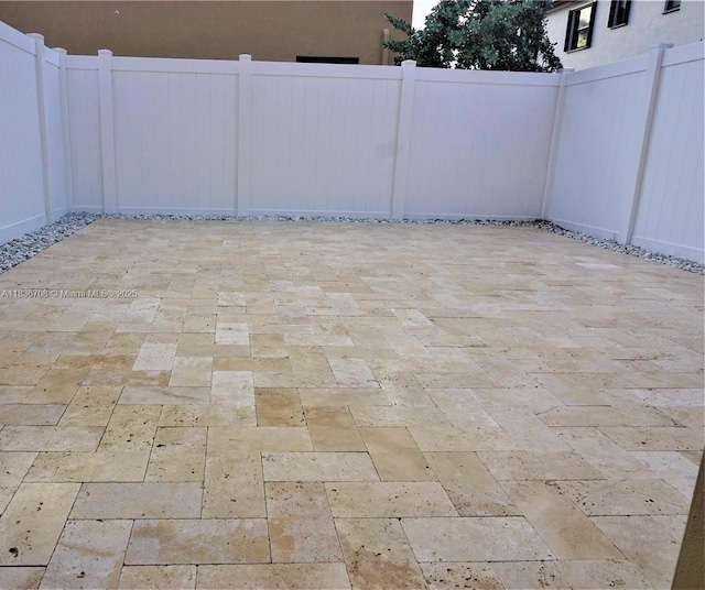 10498 W 33rd Way, Hialeah, FL 33018 - view of patio