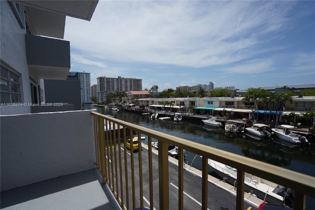 3770 NE 171st St Unit 302, North Miami Beach, FL 33160 - photo 1