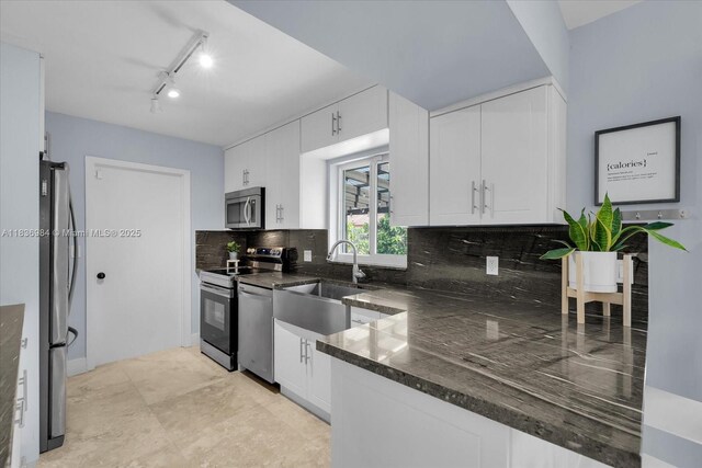 14071 SW 45th St, Miami, FL 33175 - photo 11
