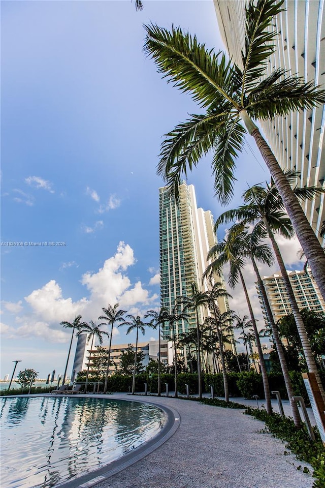 650 NE 32nd St Unit 2205, Miami, FL 33137 - view of pool
