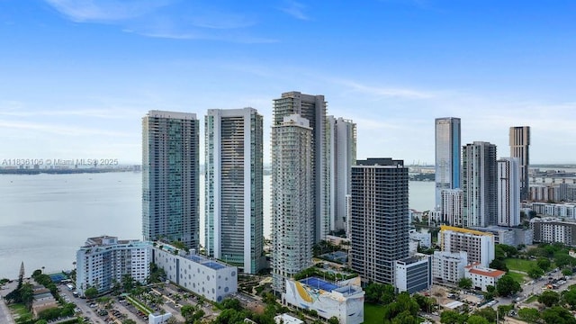 650 NE 32nd St Unit 2205, Miami, FL 33137 - drone / aerial view of a nearby body of water and city skyline