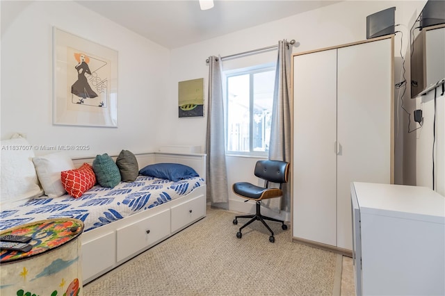 117 Almar Dr, Wilton Manors, FL 33334 - bedroom with light colored carpet