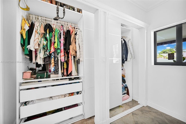 11055 NW 59th Ct, Hialeah, FL 33012 - view of closet