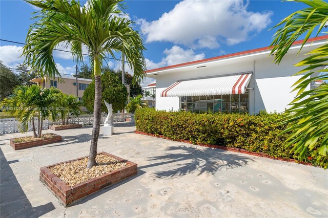 201 NW 14th Ave, Miami, FL 33125 - photo 4