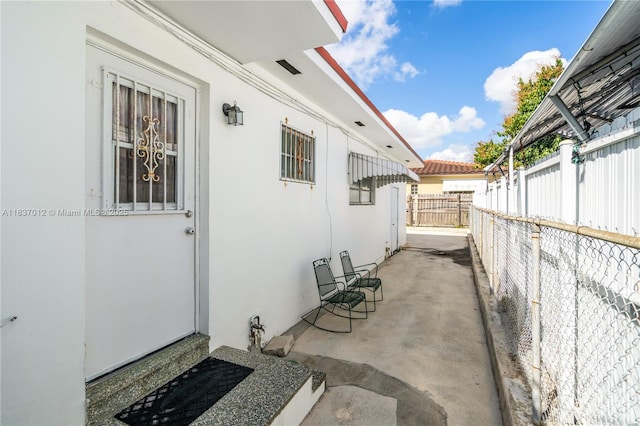 201 NW 14th Ave, Miami, FL 33125 - view of patio
