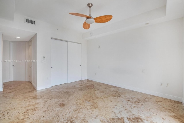 20000 E Country Club Dr Unit Ts02, Aventura, FL 33180 - unfurnished bedroom with a closet and a ceiling fan