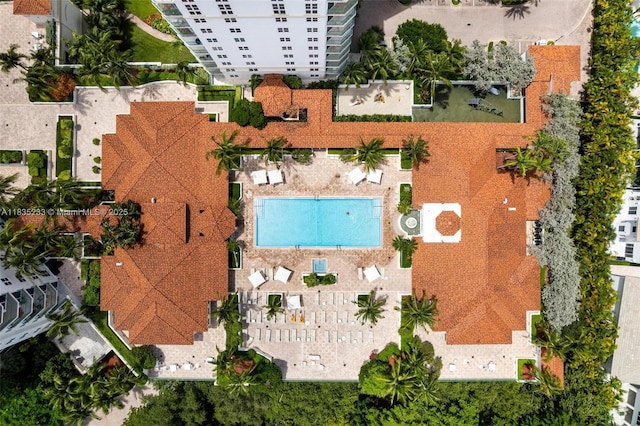 20000 E Country Club Dr Unit Ts02, Aventura, FL 33180 - bird's eye view of a pool area