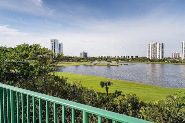 20000 E Country Club Dr Unit Ts02, Aventura, FL 33180 - water view featuring a local golf course