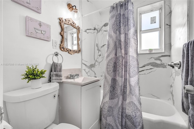 825 Jefferson Ave Unit 4, Miami Beach, FL 33139 - full bath with shower / bathtub combination with curtain and vanity