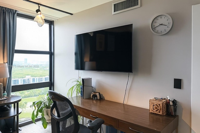 20379 W Country Club Dr Unit 2333, Aventura, FL 33180 - view of office