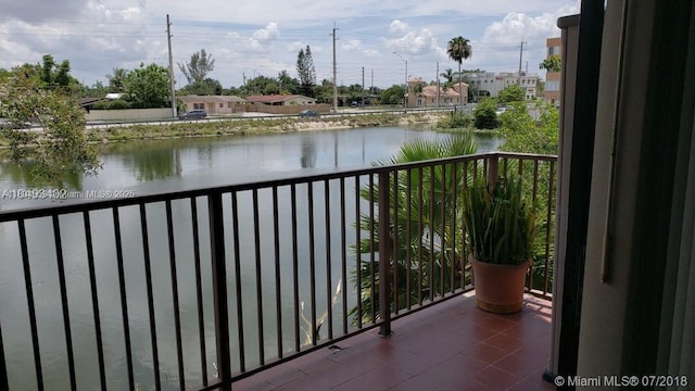 1325 W 68th St Unit 214, Hialeah, FL 33014 - balcony featuring a water view