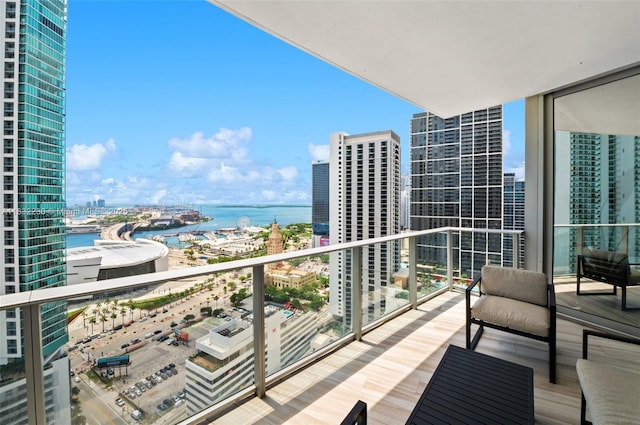 851 NE 1st Ave Unit 2809, Miami, FL 33132 - balcony featuring a water view and a city view