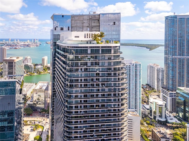 801 S Miami Ave Unit 1210, Miami, FL 33130 - view of urban area with a large body of water