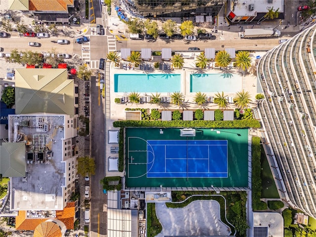 801 S Miami Ave Unit 1210, Miami, FL 33130 - aerial view of a pool