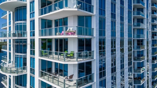 17111 Biscayne Blvd Unit 909, North Miami Beach, FL 33160 - photo 13