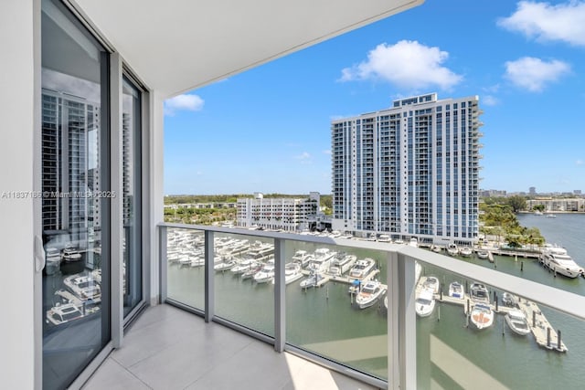 17111 Biscayne Blvd Unit 909, North Miami Beach, FL 33160 - photo 42
