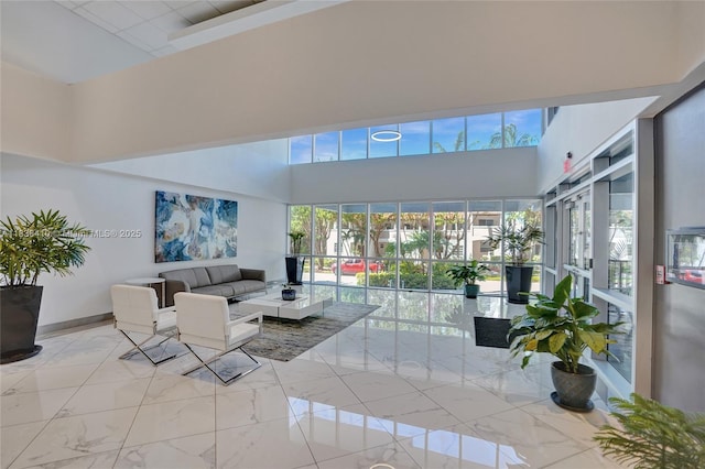531 N Ocean Blvd Unit 1108, Pompano Beach, FL 33062 - common area featuring a high ceiling