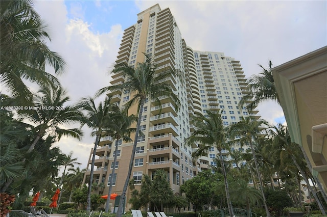 19501 W Country Club Dr Unit 1611, Aventura, FL 33180 - photo 30