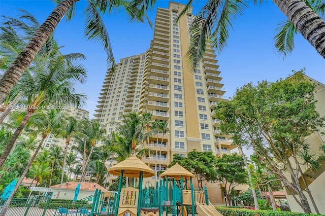 19501 W Country Club Dr Unit 1611, Aventura, FL 33180 - photo 37