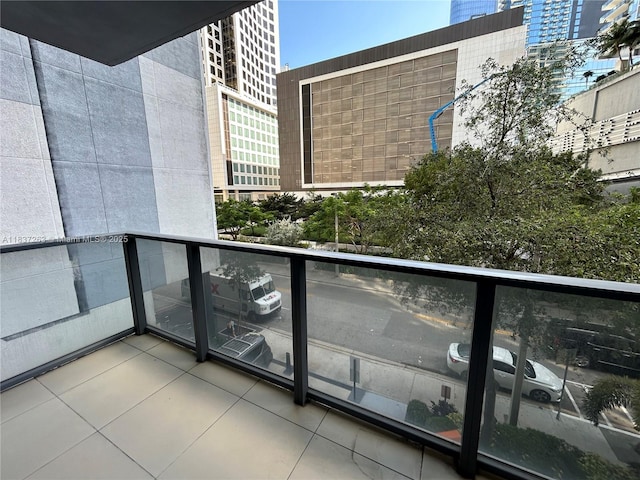 31 SE 6th St Unit 407, Miami, FL 33131 - balcony featuring a view of city