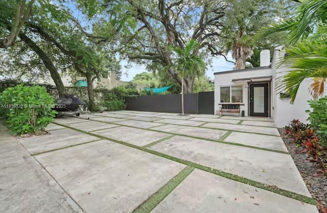 2301 SW 17th Ave, Miami, FL 33145 - view of patio