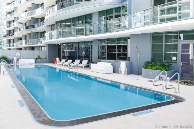 1000 Brickell Plz Unit Ph6002, Miami, FL 33131 - photo 29